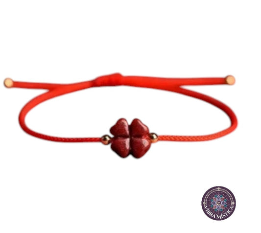 Pulsera Trébol con Cinabrio – Suerte, protección y energía positiva